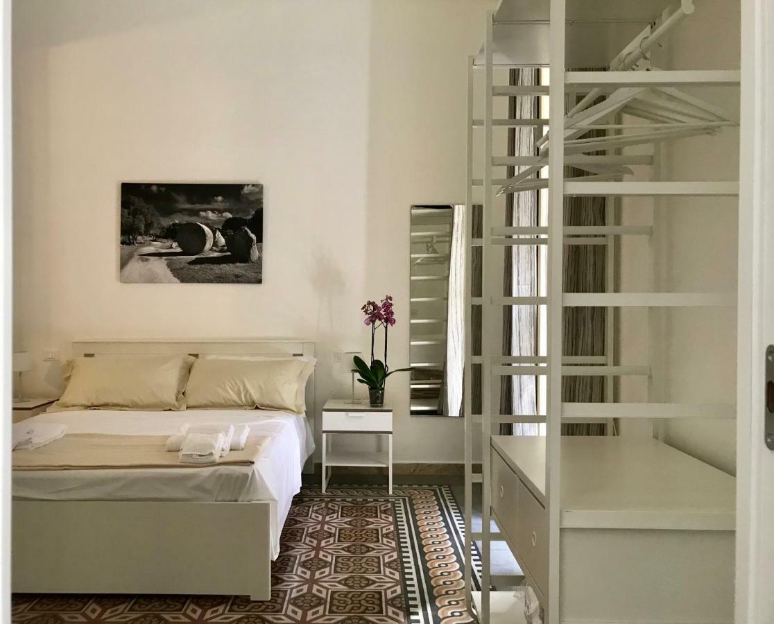 Fofino'S Rooms Palermo Exterior foto